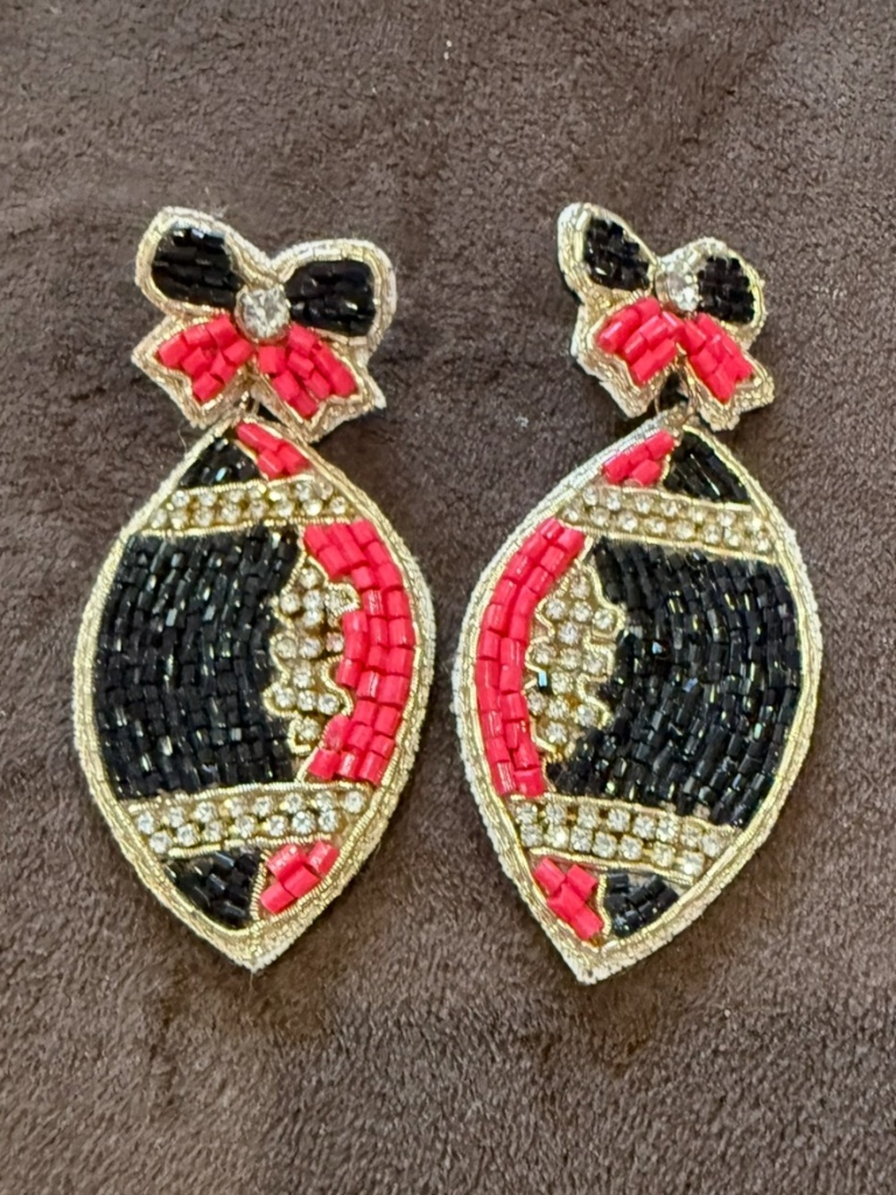 Game Day Red and Black Beaded Football Earrings. NWOT